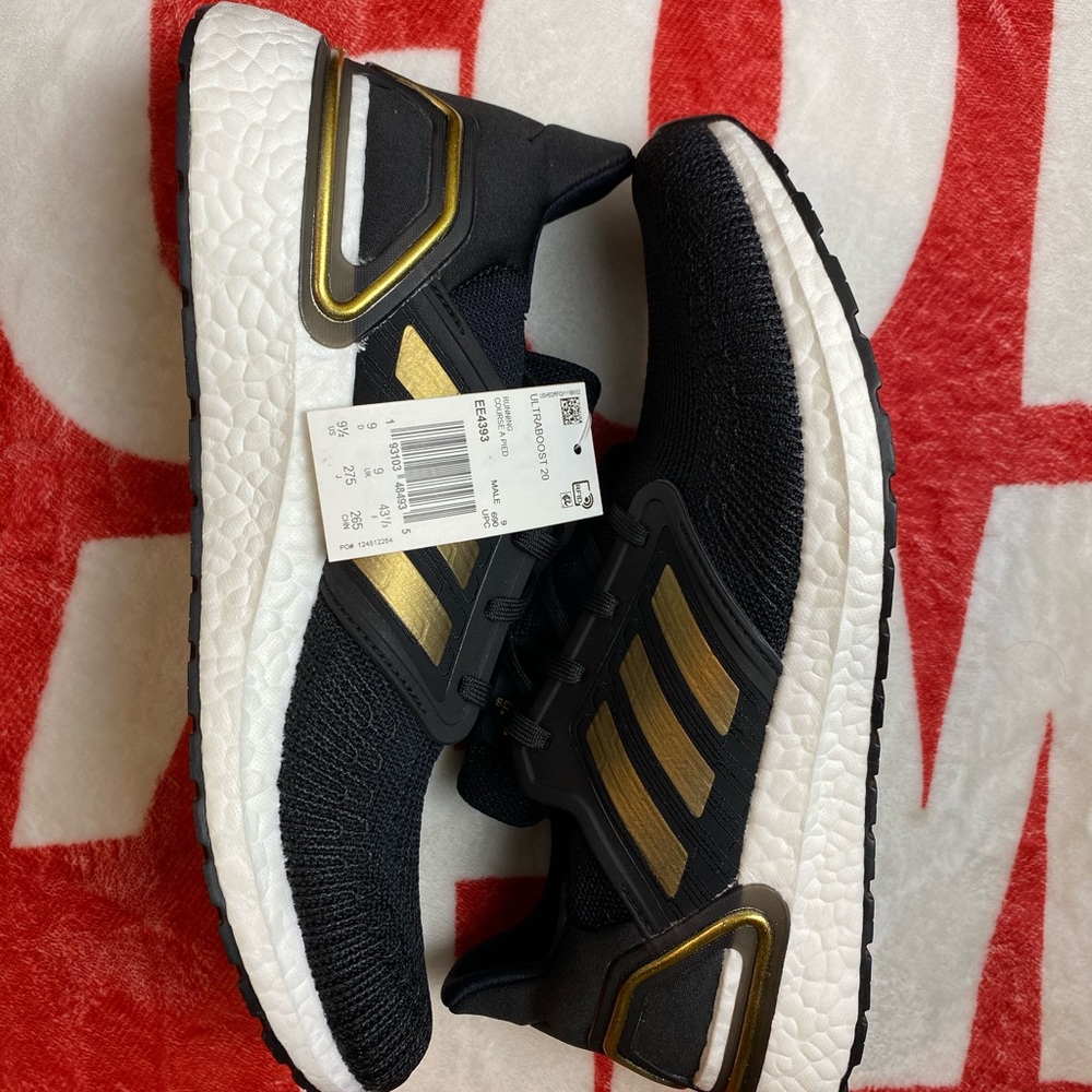 🆕 Adidas UltraBoost 2020 Black Gold - Mens Sizes - Picture 8 of 11